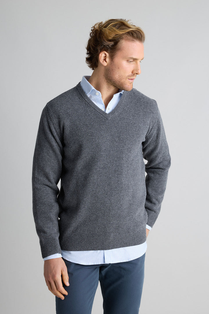 Jersey Cuello Pico Gris Marengo Lambswool