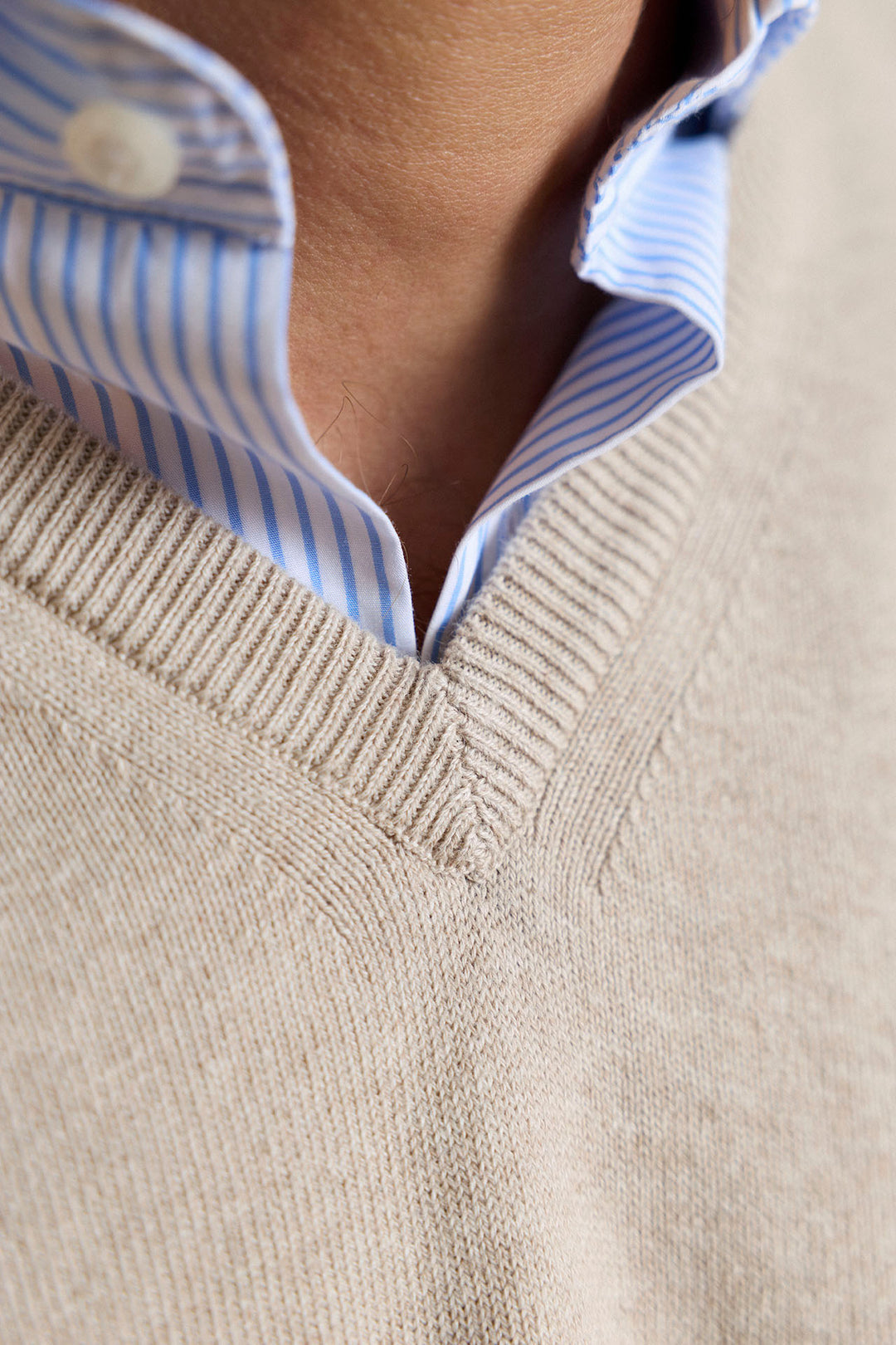Fine Beige Cotton V-Neck Sweater