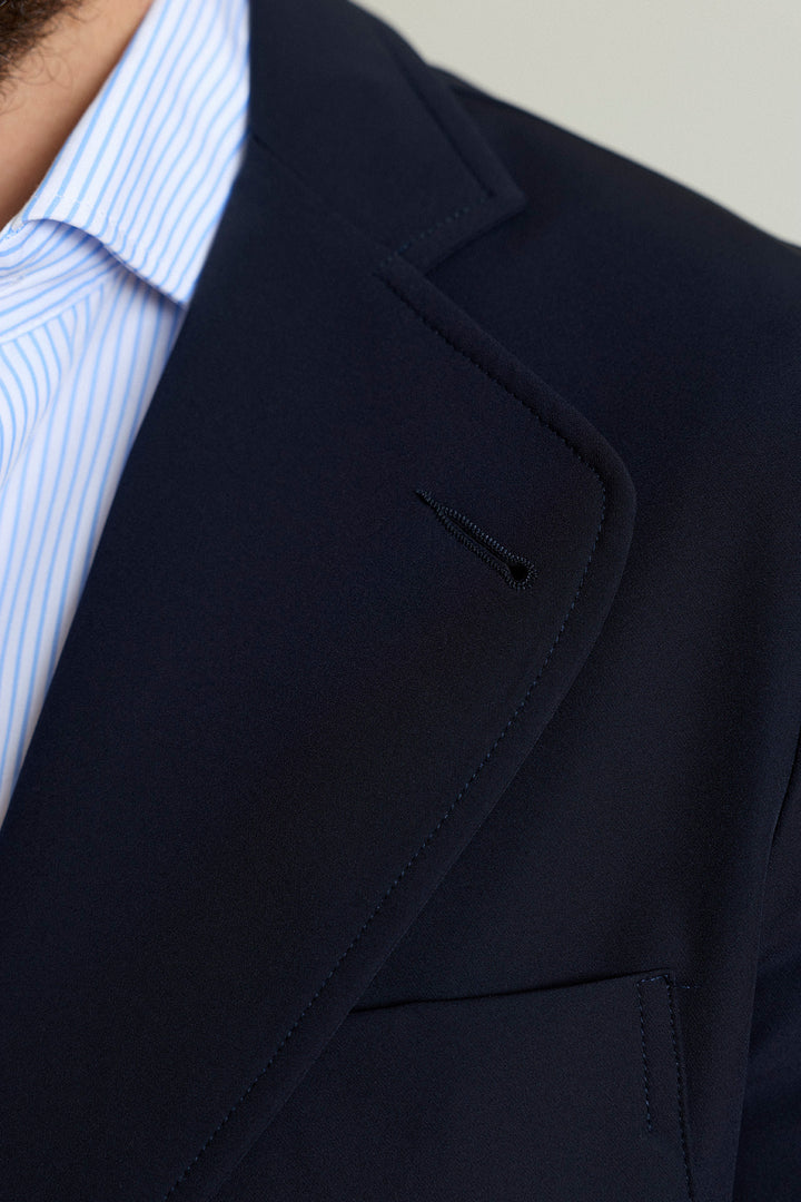 Americana Técnica Azul Marino Solapas 11 cm