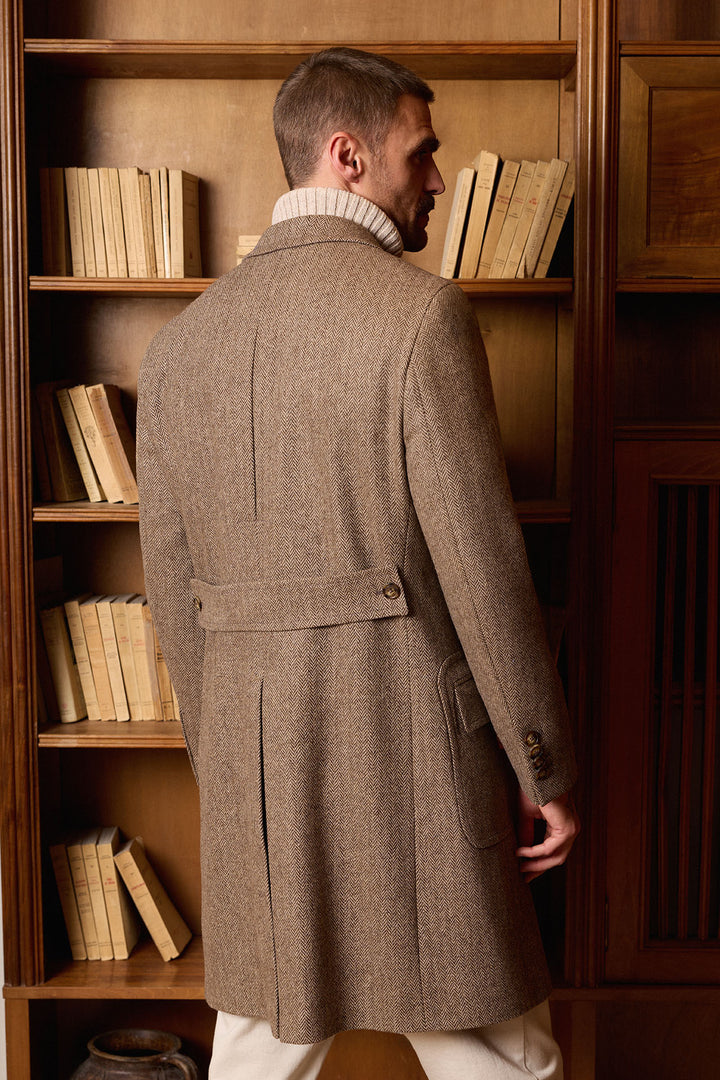 Abrigo Solapa Punta de Lanza Espiga Marrón