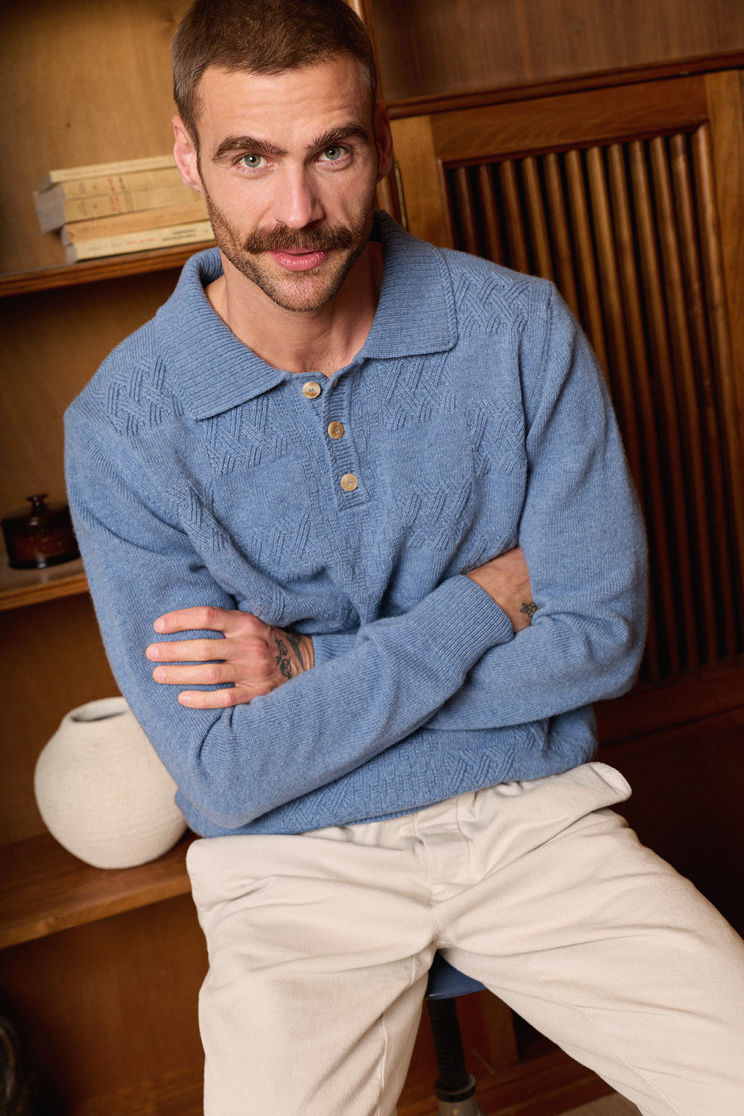 Polo Punto Manga Larga Relieve Azul Claro