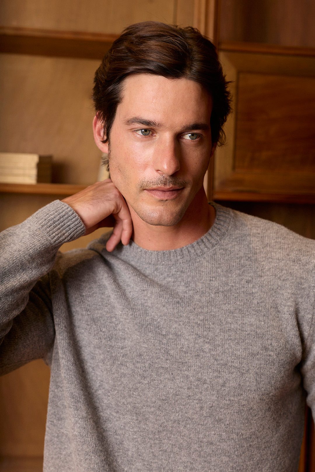 Light Gray Lambswool Horseshoe Neck Jumper