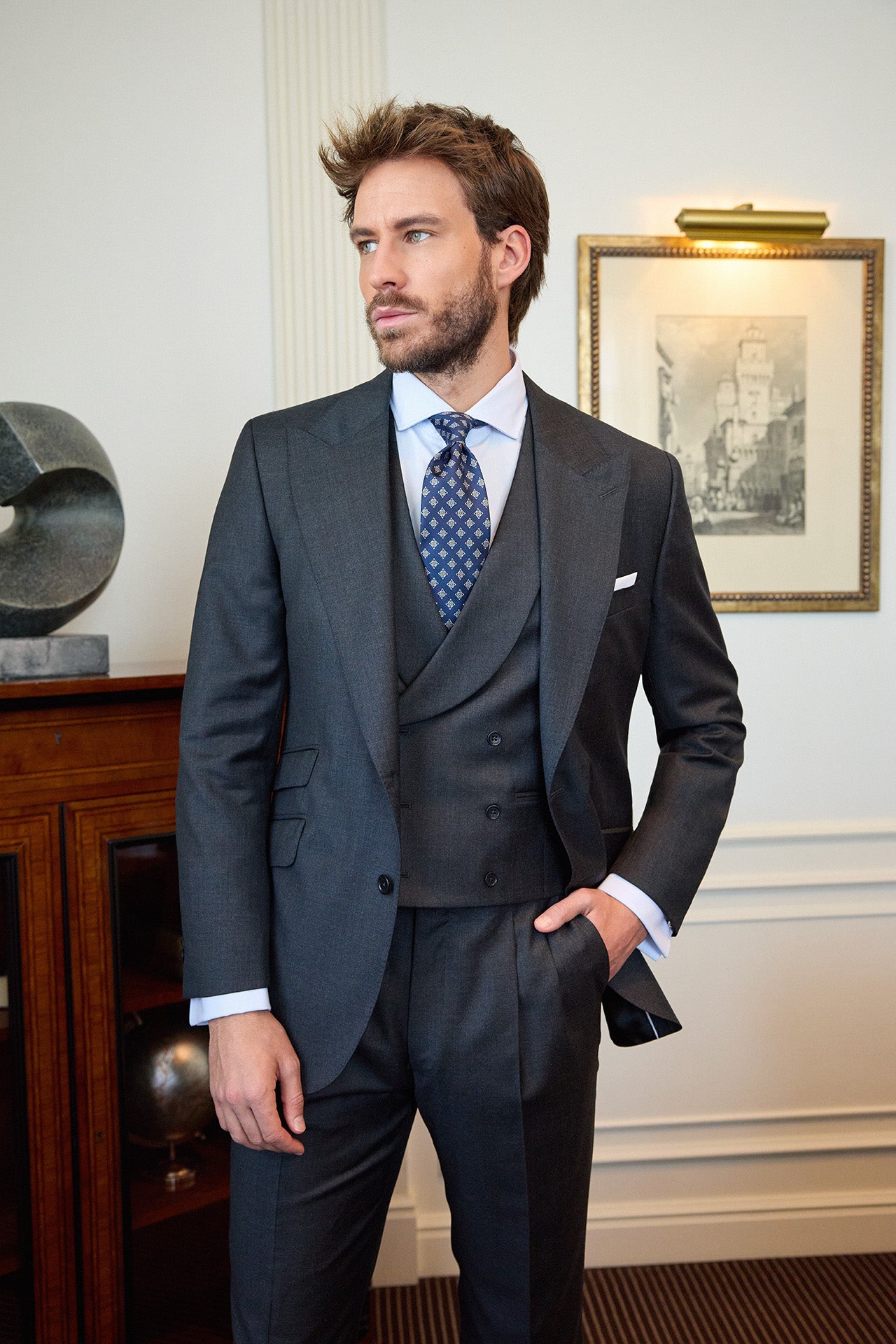 Old Jeffrey | Men's Suits 2 pieces and 3 Pieces with Rounded and