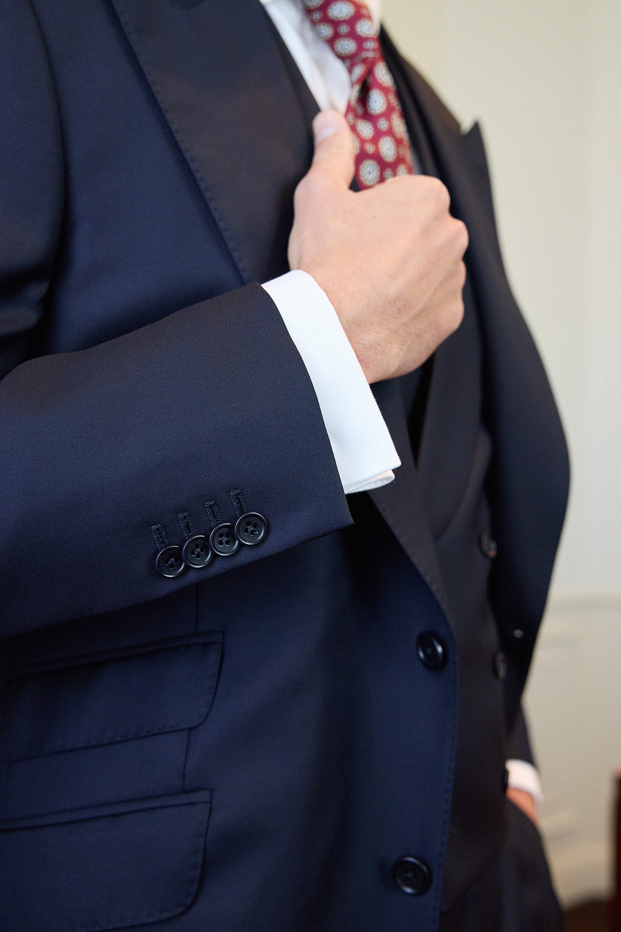Old Jeffrey | Men's Suits 2 pieces and 3 Pieces with Rounded and