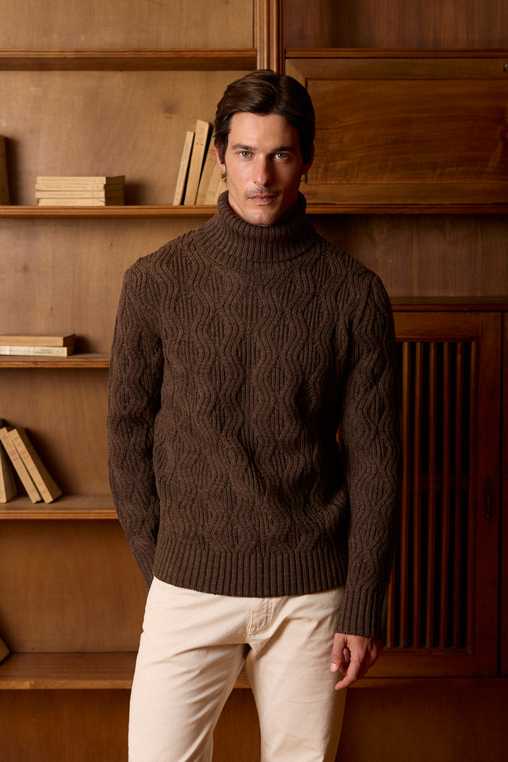 Jersey Cuello Vuelto Ochos Marrón Caoba