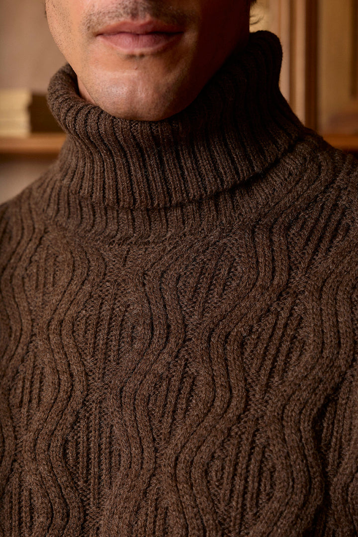 Jersey Cuello Vuelto Ochos Marrón Caoba