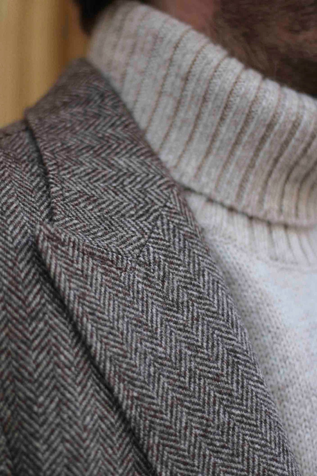 Cappuccino Brown Herringbone Wool Coat Spearhead 11,5cm