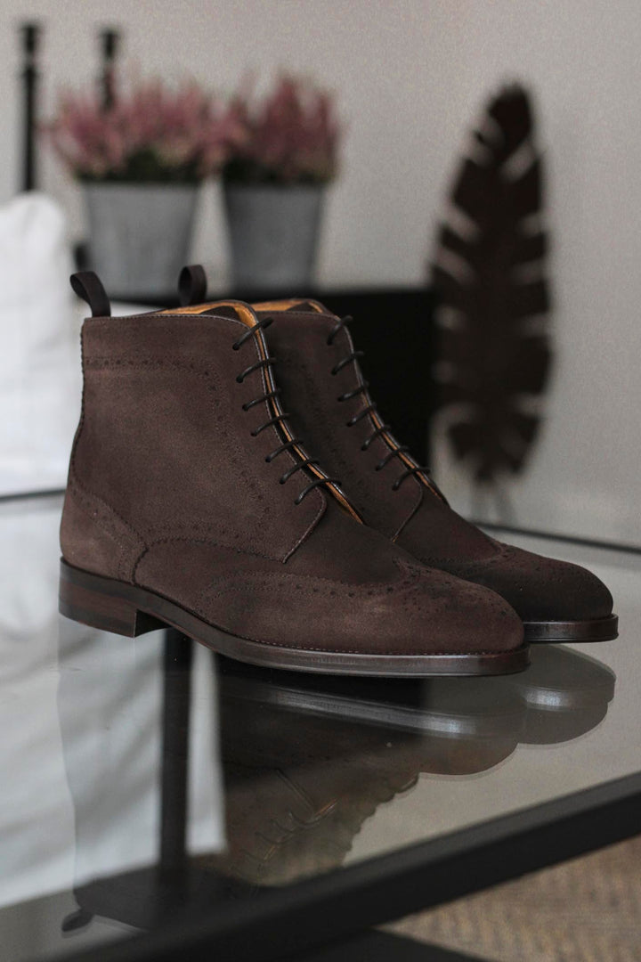 High Boot with Laces Suede Brown Eclair
