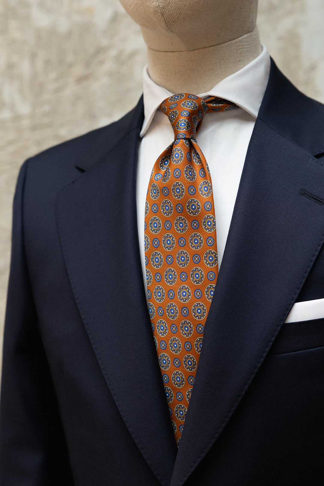 Corbata Napoli Seda Naranja Geometría Circular Azul y Beige