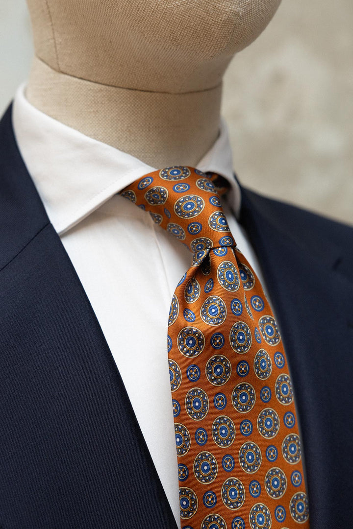Corbata Napoli Seda Naranja Geometría Circular Azul y Beige