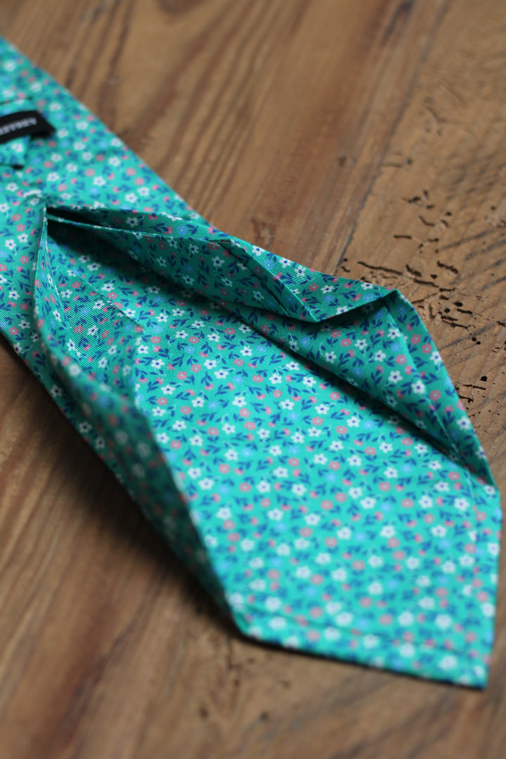 Turquoise Blue Silk Seven-Fold Tie with Möbius Floral Design 