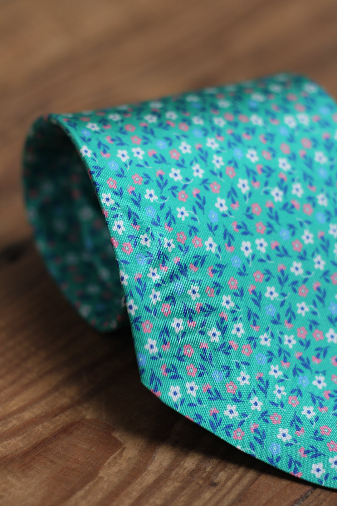 Corbata Siete Pliegues Seda Azul Turquesa Diseño Floral Möbius