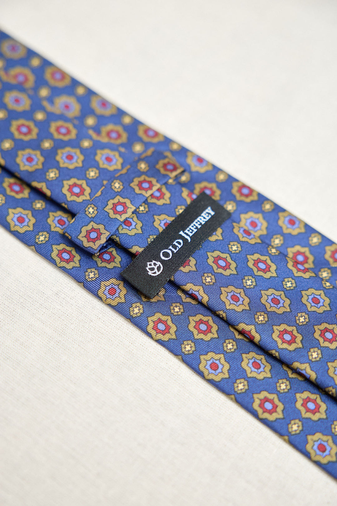 Corbata Napoli Seda Azul Plomo Geometría Estrellada Oliva, Burdeos y Celeste