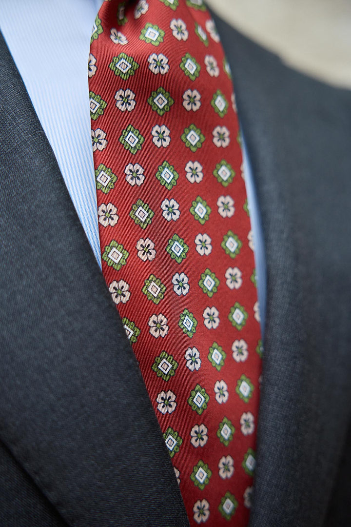 Napoli Silk Tie Burgundy Daisy Bone Geometry Olive