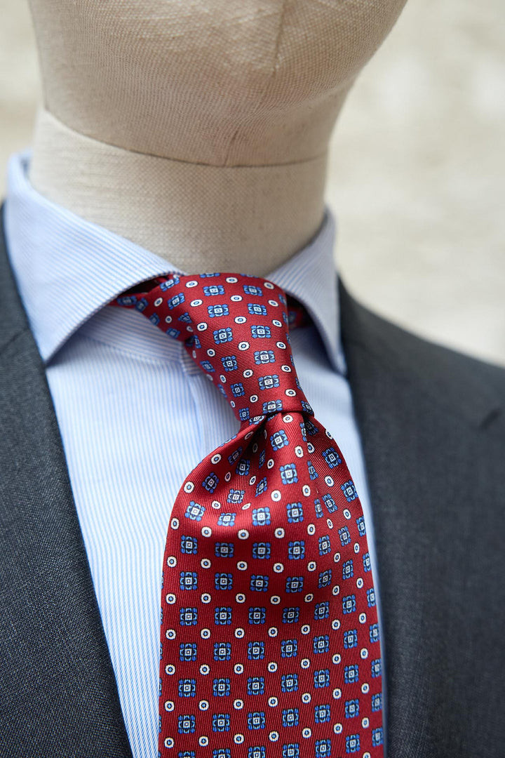 Napoli Silk Tie Ruby Geometry and White and Light Blue Daisies