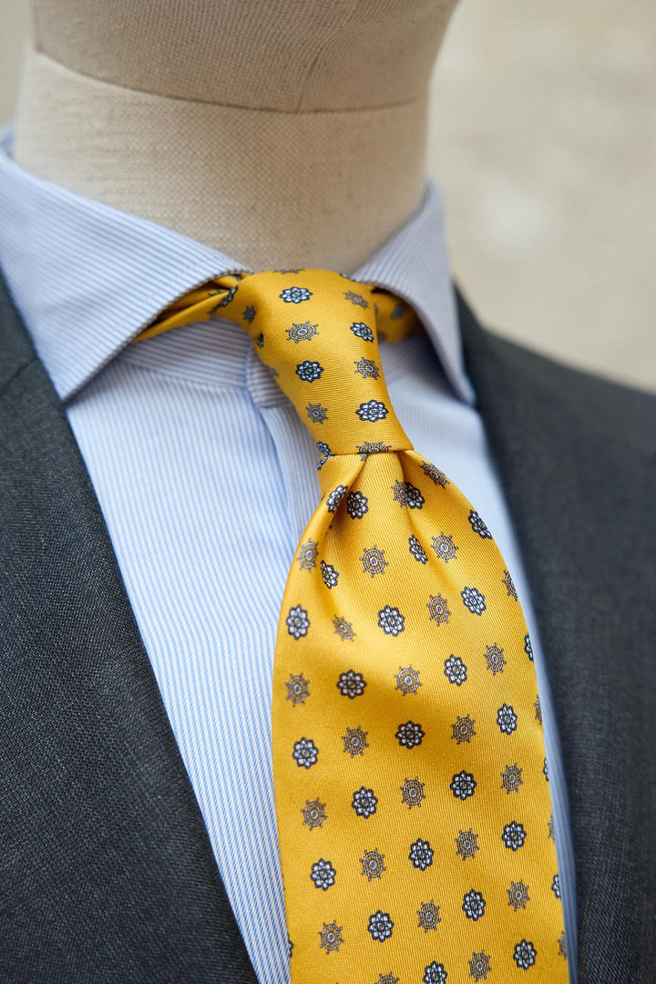 Napoli Silk Tie Wasp Yellow Daisy and Timon