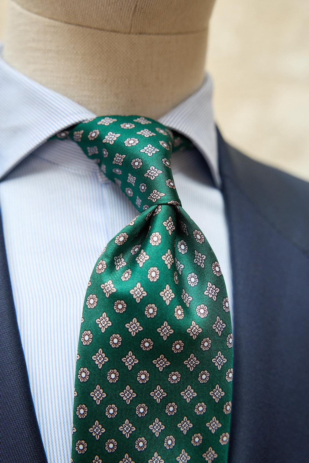 Napoli Silk Tie Green Geometric Flowers White Bone