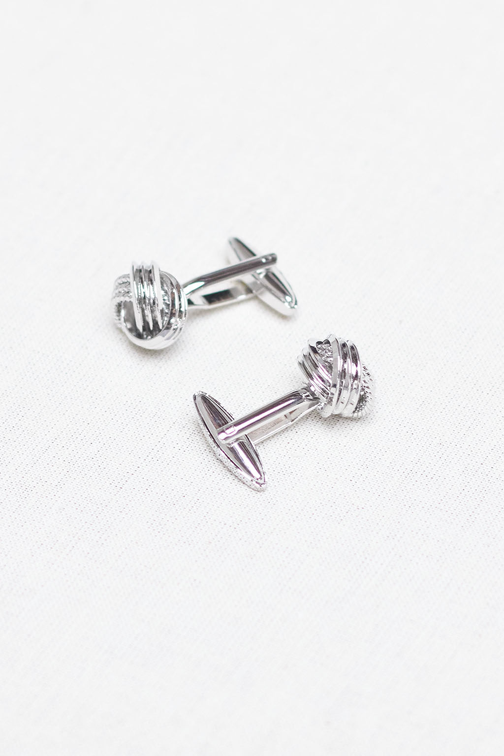 Silver Mixed Thread Knot Cufflink