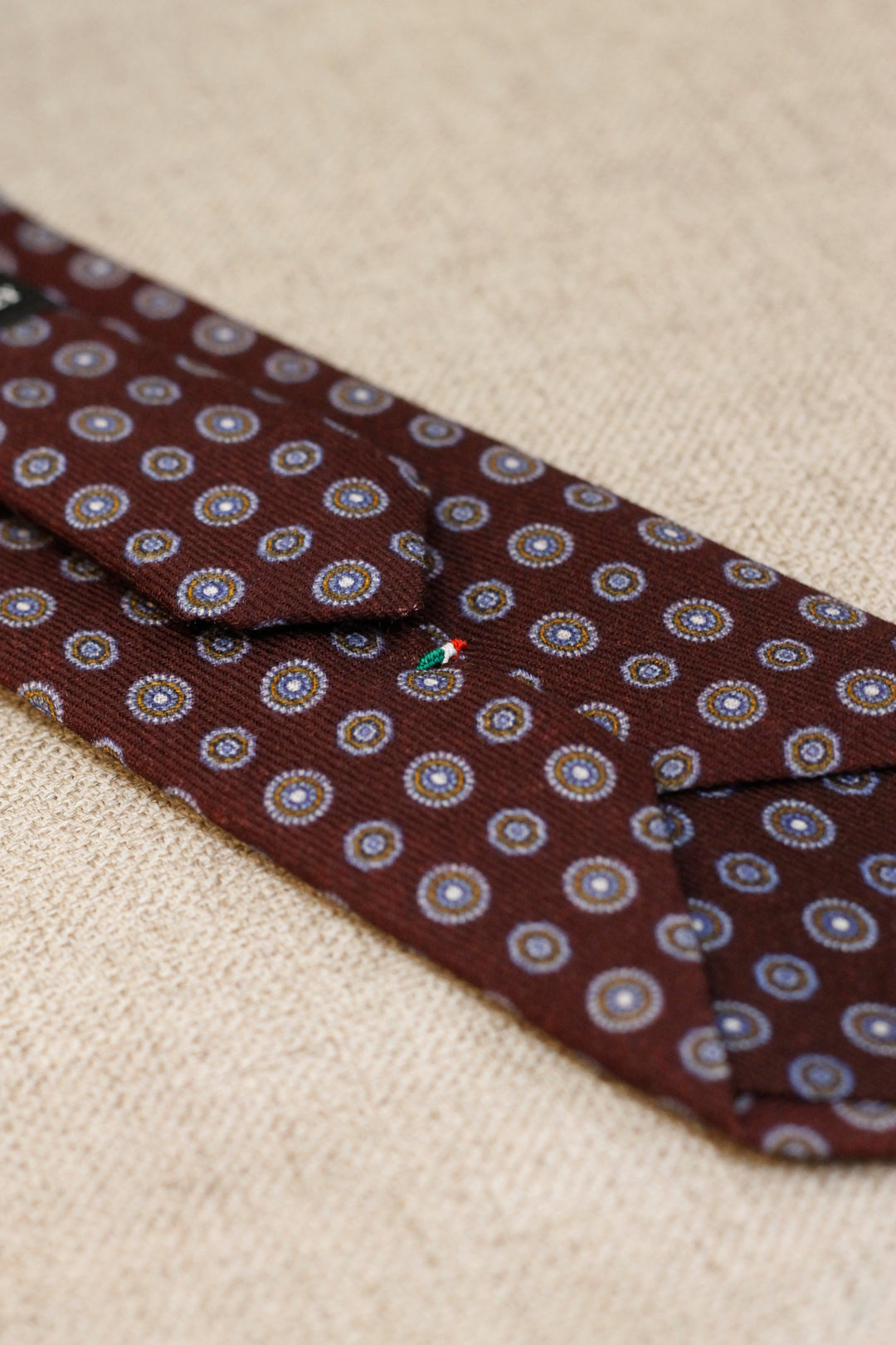 Napoli LANA Burgundy Tie with Off-White and Ocher Shields