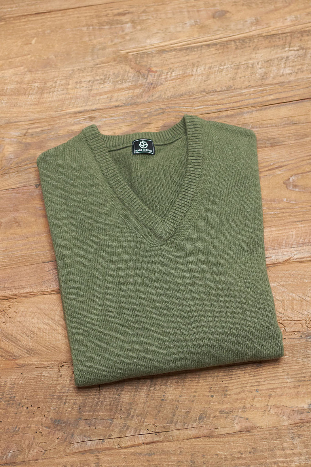 Lambswool Hunting Green V-Neck Sweater 