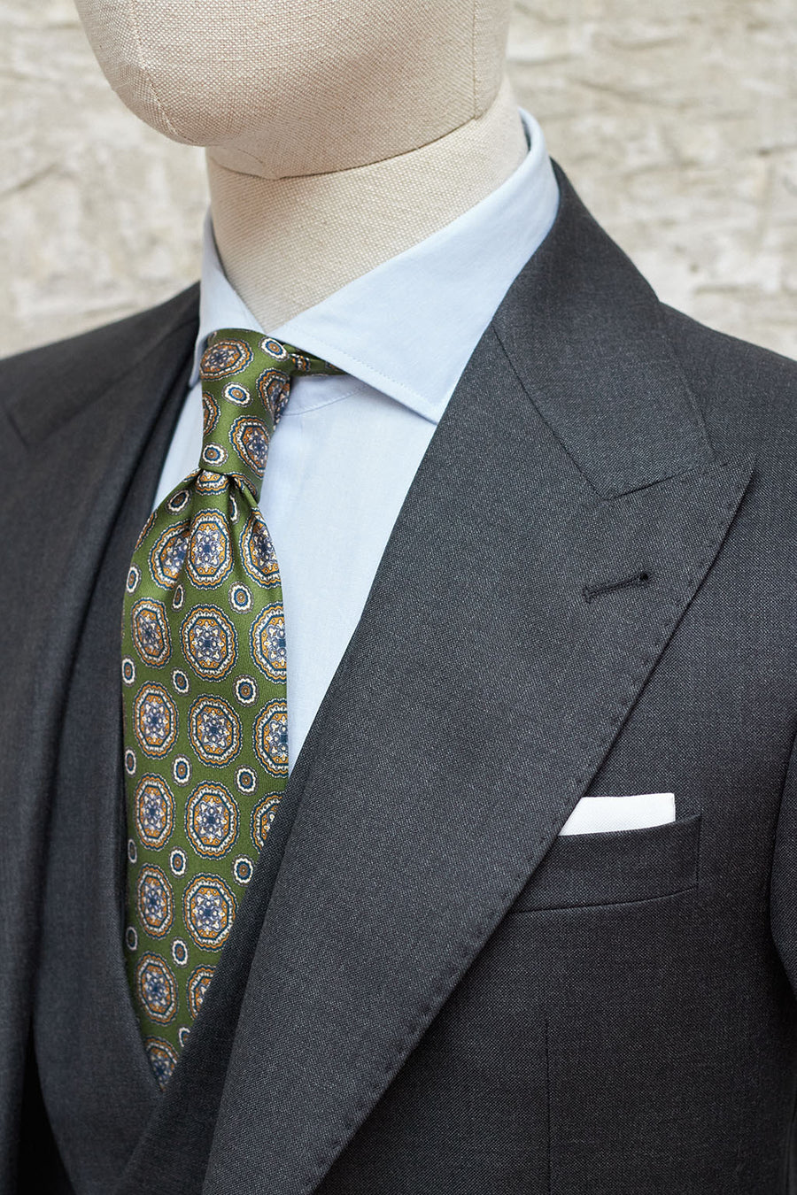 Vitale Medium Gray 3 Piece RTW Suit / Generic