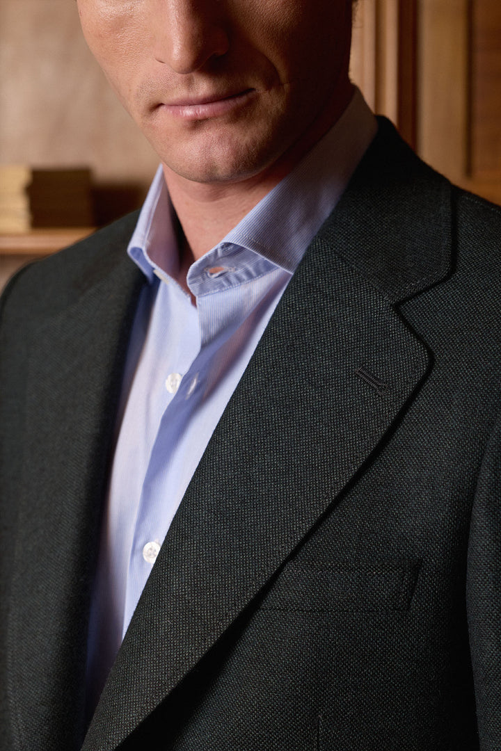 Blazer de linho marrom com lapela espinha de peixe