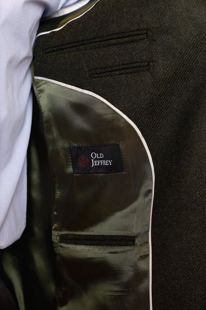 Blazer de linho marrom com lapela espinha de peixe