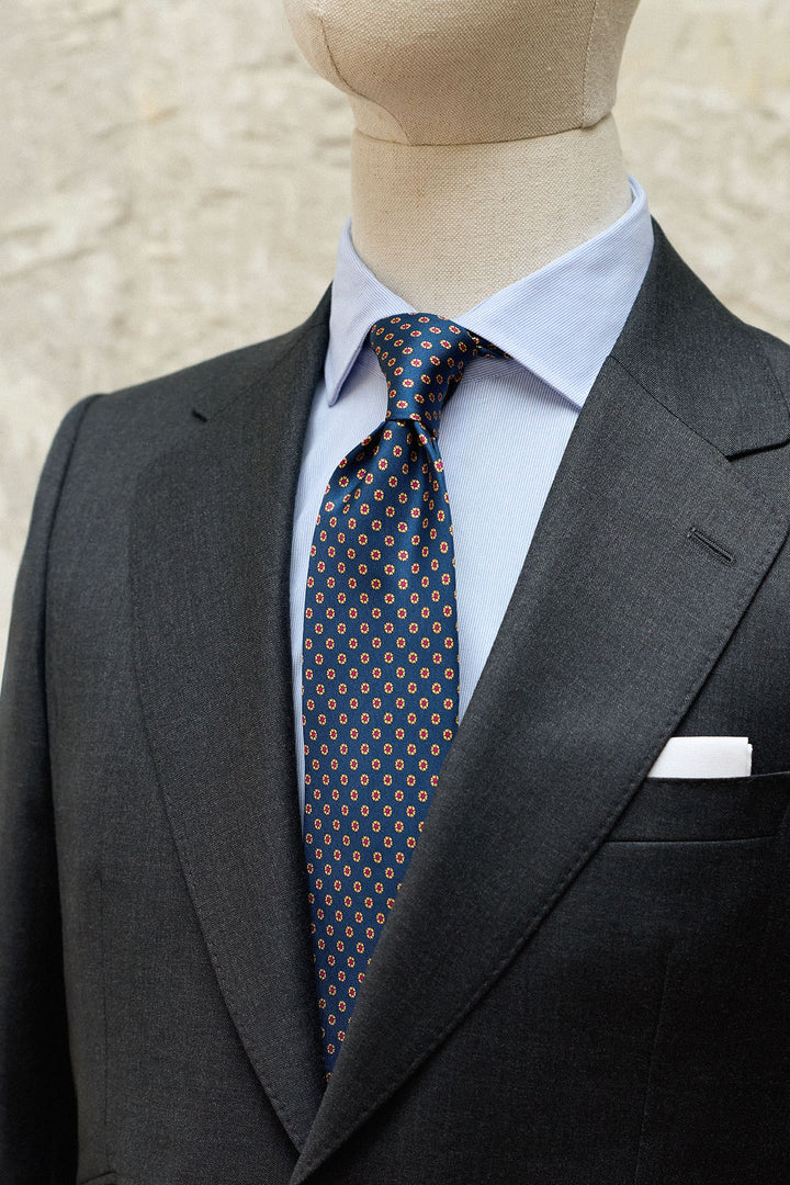 Corbata Napoli Seda Azul Marino Margaritas Amarilla y Roja