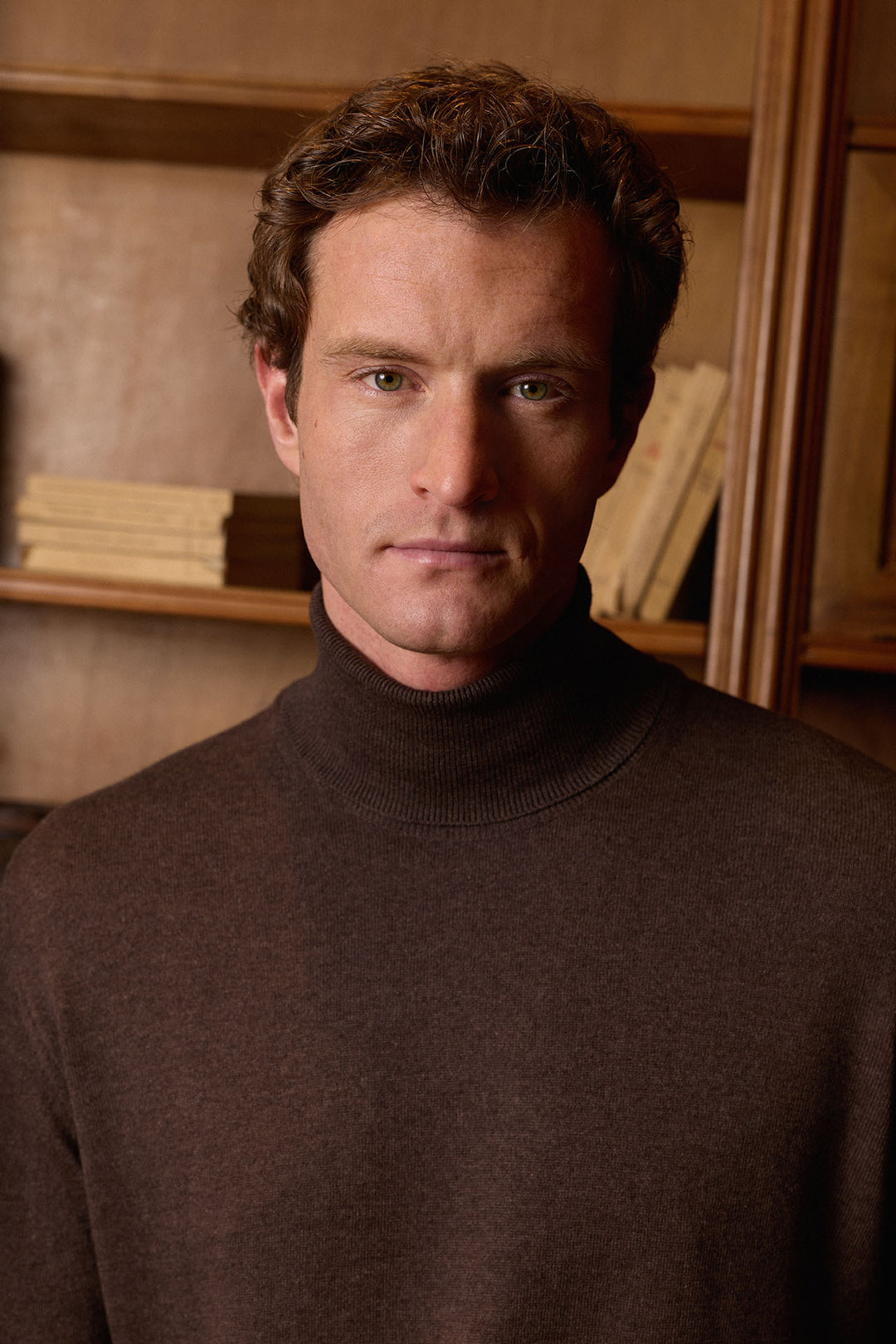 Fine Mahogany Brown Cotton Turtleneck Sweater