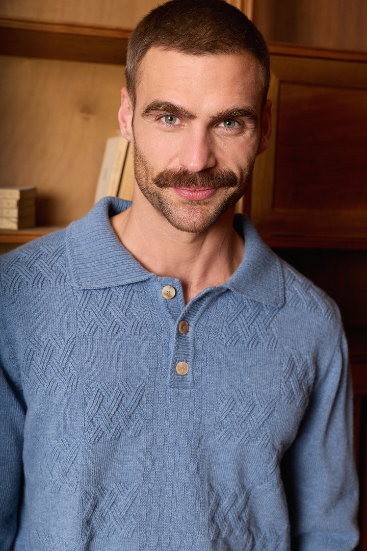 Polo Punto Manga Larga Relieve Azul Claro