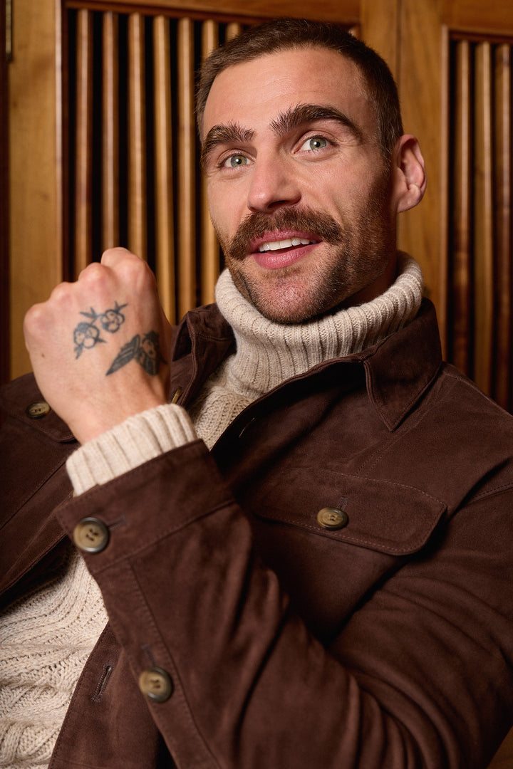 Sobretudo em camurça nobuck castanho chocolate