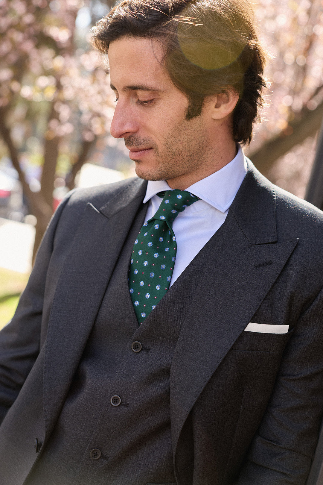 Traje Gris 3 Piezas Chaleco Recto Solapas 10,5cm