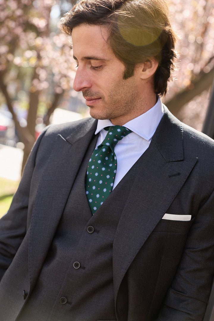 Traje Gris 3 Piezas Chaleco Recto Solapas 10,5cm