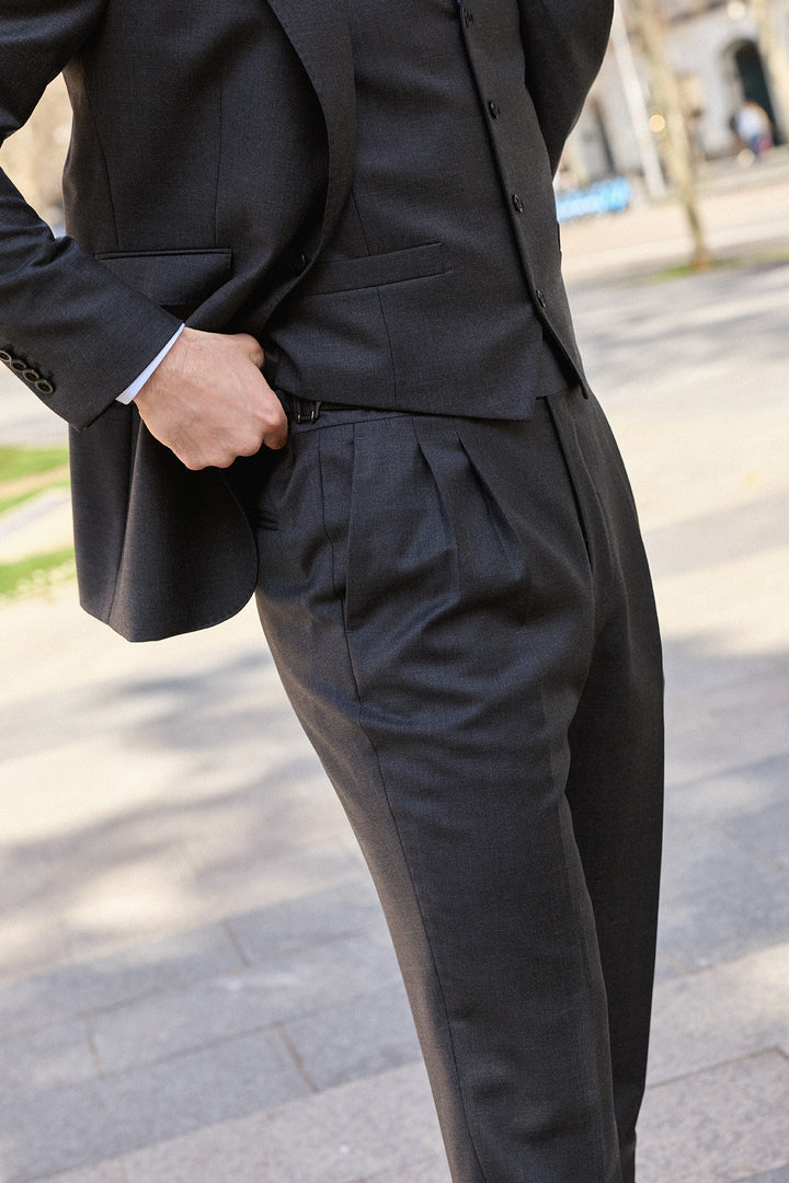 Traje Gris 3 Piezas Chaleco Recto Solapas 10,5cm