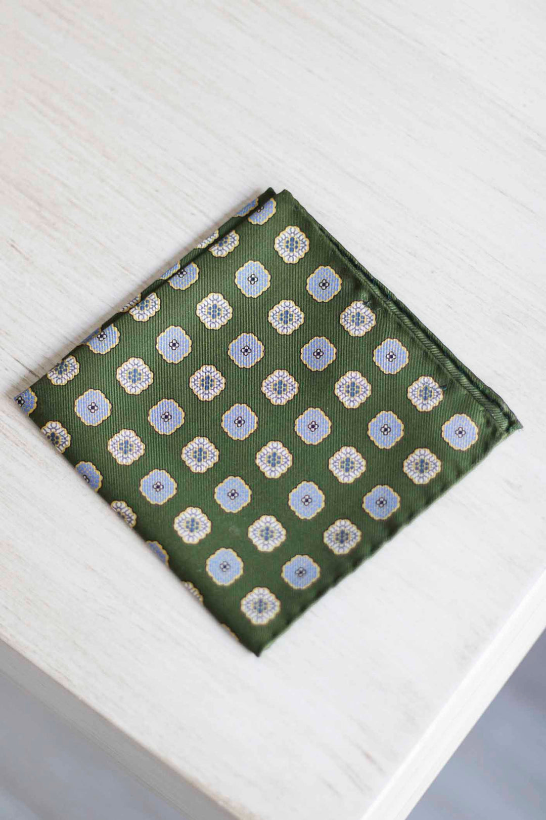 Spring Green Twill Silk Scarf with Light Blue and White Plaster Daisies