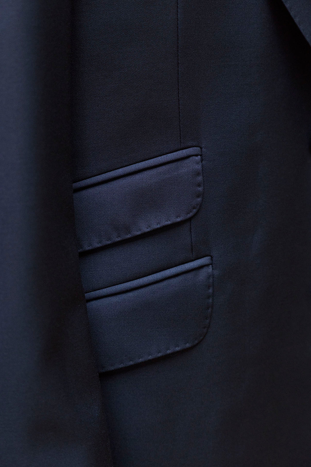 Navy Blue 2-Piece Suit