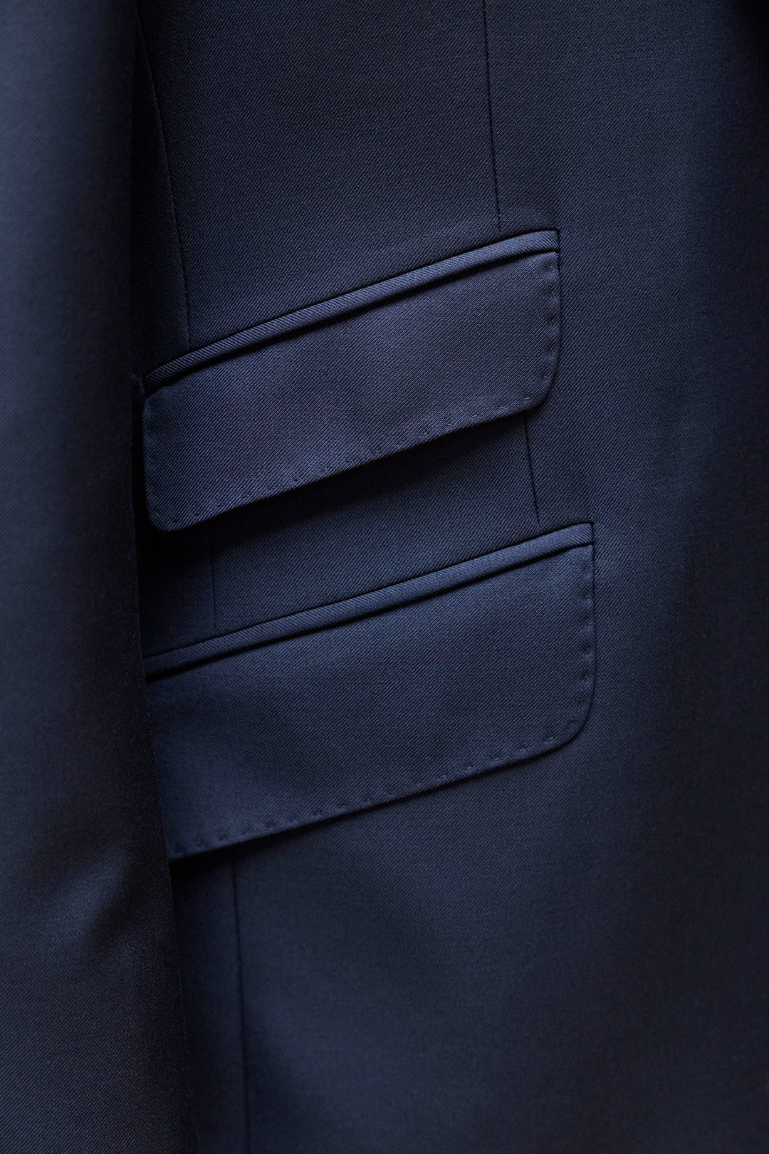 Navy Blue 3 Piece Suit with 10.5cm Peak Lapels