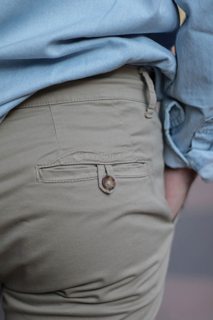 Elm Color Chino Pants With Drawstring and Watchmaker Pocket