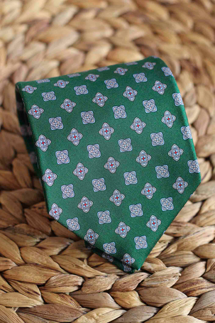 Corbata Seda Verde Estrellas Ovaladas Hueso