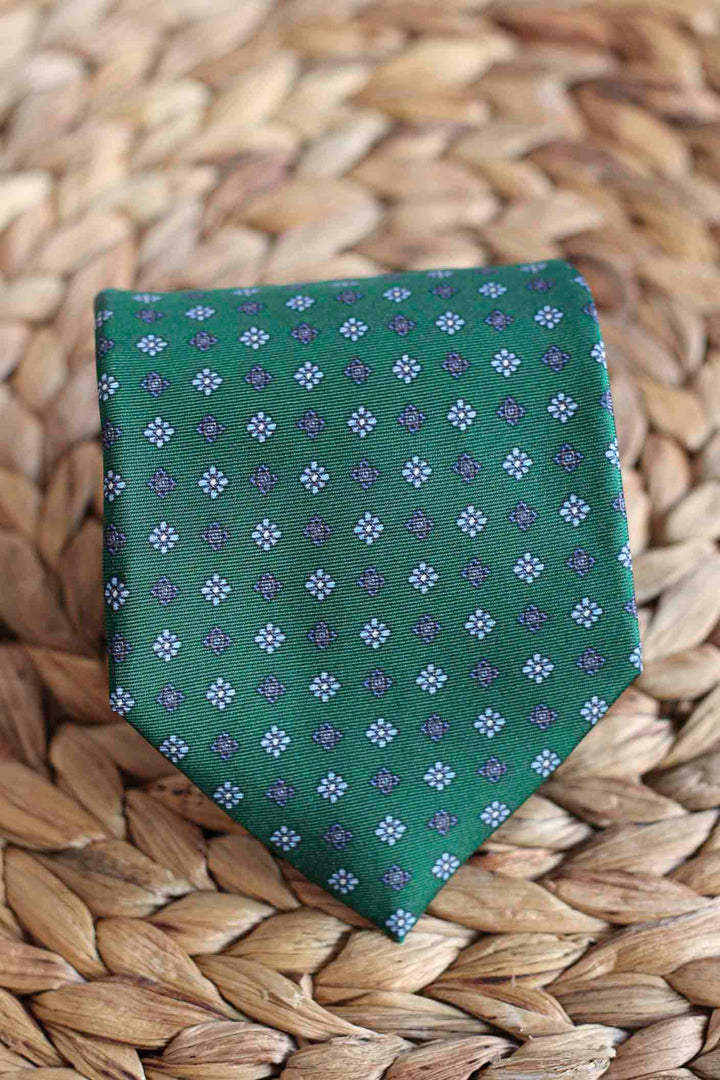 Green Silk Tie with Daisies and Stars