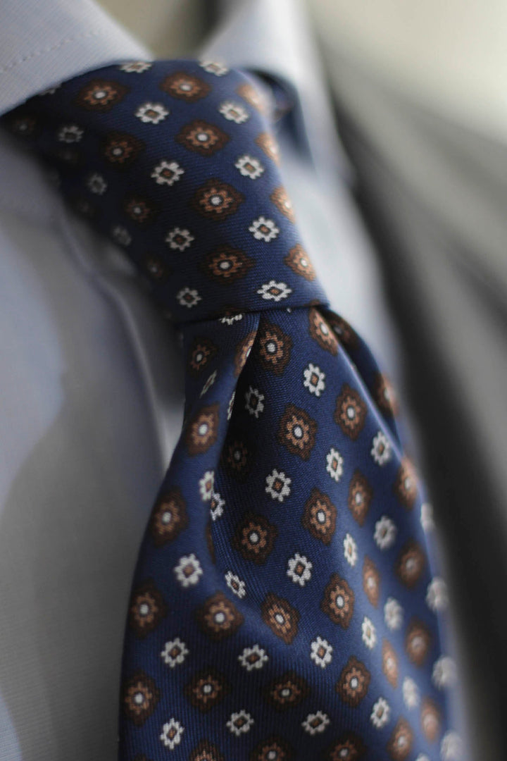 Napoli Blue Silk Tie With White and Brown Daisies